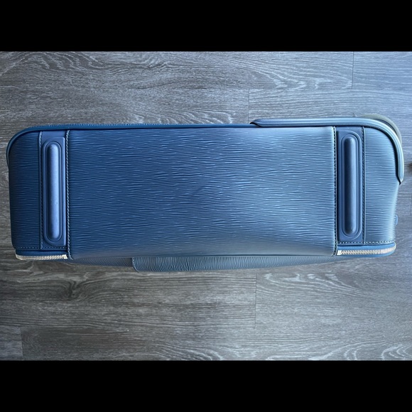 Louis Vuitton PÉGASE LÉGÈRE 55 BUSINESS - Picture 12 of 13